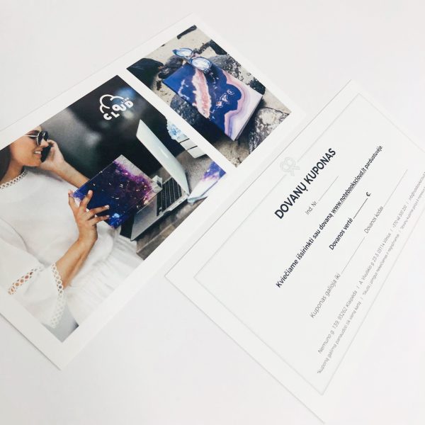 Du dovanų kupopnai, vienas su nuotrauk, kitas aprašytas