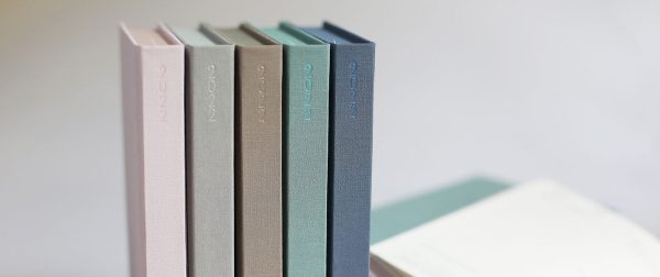 Darbo knygos tekstiliniais viršeliais 2022 m.