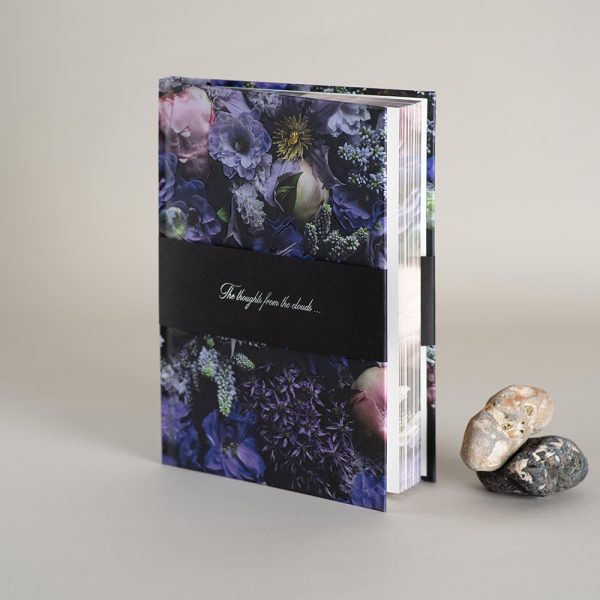 Užrašinė popieriniu viršeliu NAKTIES PIEVA