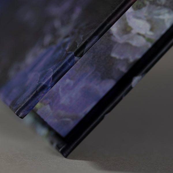 Užrašinė popieriniu viršeliu NAKTIES PIEVA (bloko kraštai)